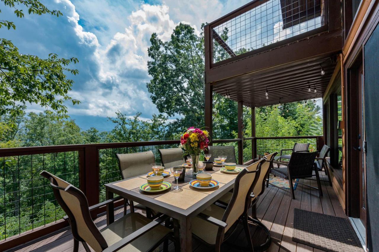 Twinflower Summit - Incredible Views, Pet Friendly! Gatlinburg